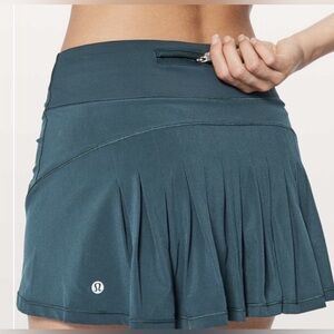 lululemon Circuit Breaker Skort Skirt Gree sz 6Tall